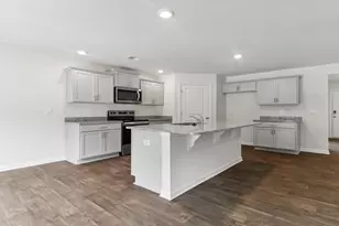 156 Horatio Ln, Lugoff, SC 29078 - Photo 2