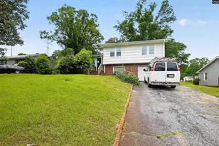 615 Pine Creek Dr, Greenville, SC 29605 - Photo 4