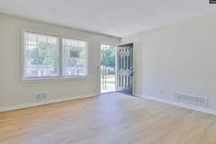 2129 Apple Valley Rd, Columbia, SC 29210 - Photo 2