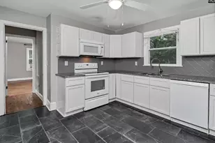 1709 D Ave, West Columbia, SC 29169 - Photo 8