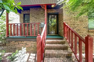 1826 Harrington St, Newberry, SC 29108 - Photo 4
