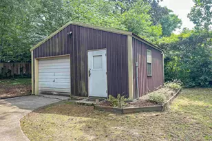 1826 Harrington St, Newberry, SC 29108 - Photo 38