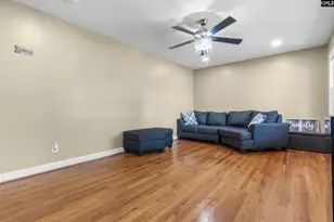 3910 Highland Park Dr, Columbia, SC 29204 - Photo 4