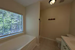 19 Fountain Lake Dr, Columbia, SC 29209 - Photo 50