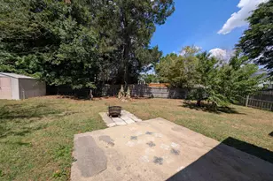 19 Fountain Lake Dr, Columbia, SC 29209 - Photo 58