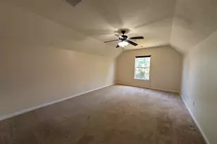 19 Fountain Lake Dr, Columbia, SC 29209 - Photo 52