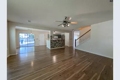 19 Fountain Lake Drive, Columbia, SC 29209 - Photo 2