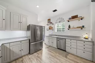 2503 Broad St, Leesville, SC 29070 - Photo 16