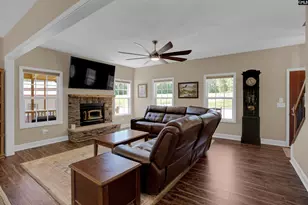 266 Middlefield Rd, Little Mountain, SC 29075 - Photo 8