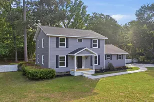 2313 Fairway Dr, Orangeburg, SC 29118 - Photo 2