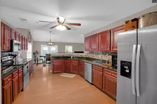 946 Farnsworth Dr, Hopkins, SC 29061 - Photo 38