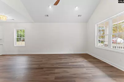 125 S East Avenue, Leesville, SC 29070 - Photo 26
