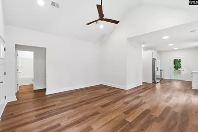 125 S East Avenue, Leesville, SC 29070 - Photo 6