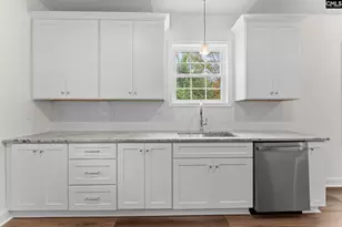 125 S E Ave, Leesville, SC 29070 - Photo 8
