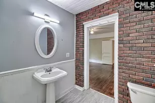 209 W Moultriie St, Winnsboro, SC 29180 - Photo 24