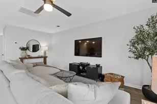 623 N Long Star Wy, Elgin, SC 29045 - Photo 8