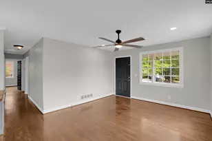 955 Laurie Ln, Columbia, SC 29205 - Photo 10