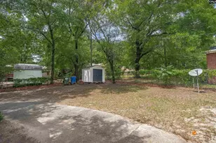 955 Laurie Ln, Columbia, SC 29205 - Photo 36