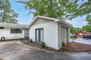 955 Laurie Ln, Columbia, SC 29205 - Photo 38