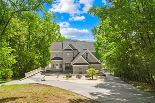 569 Living Waters Dr, Great Falls, SC 29055 - Photo 2