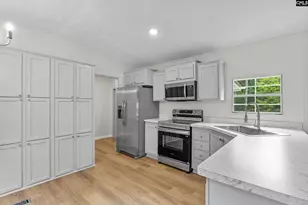 312 Middlefield Ct, Little Mountain, SC 29075 - Photo 4