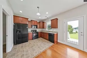 217 Lakewood Dr, Chapin, SC 29036 - Photo 26