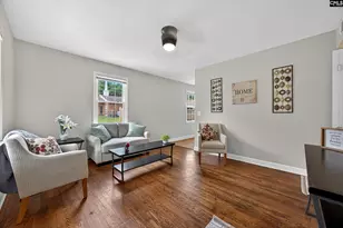 3825 Monroe St, Columbia, SC 29205 - Photo 2