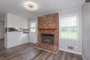 276 Oberlin Rd, Columbia, SC 29212 - Photo 14