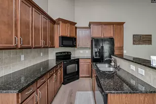 180 Rossmore Dr, Cayce, SC 29033 - Photo 6