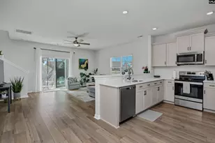 1053 Ashcroft Cir, Columbia, SC 29229 - Photo 6
