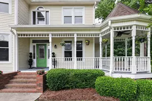 17 Oak Hollow Ct, Columbia, SC 29209 - Photo 2