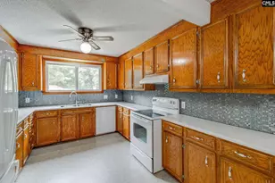 140 Wayne McCaw Rd, Irmo, SC 29063 - Photo 8