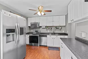 273 Farmdale Dr, Lexington, SC 29073 - Photo 8