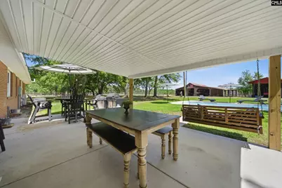 695 Hartzog, Barnwell, SC 29812 - Photo 28
