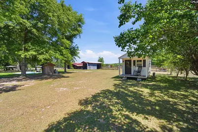 695 Hartzog, Barnwell, SC 29812 - Photo 32