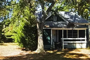 114 Legrand St, Cheraw, SC 29520 - Photo 1