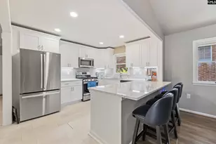 607 Ashwood Cir, West Columbia, SC 29169 - Photo 4