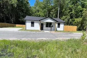 1801 Garden St, Camden, SC 29020 - Photo 2