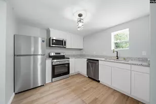 2517 Thomas St, Camden, SC 29020 - Photo 12