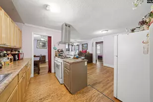 160 Whiteside Cir, West Columbia, SC 29169 - Photo 8