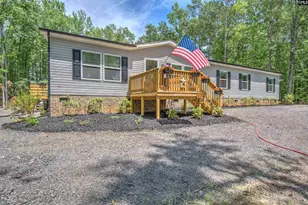 1207 Edmonds Way, Summerton, SC 29148 - Photo 2