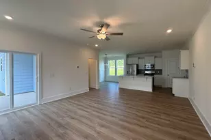 649 Honeydew Dr, West Columbia, SC 29170 - Photo 4