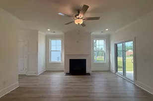 649 Honeydew Dr, West Columbia, SC 29170 - Photo 6
