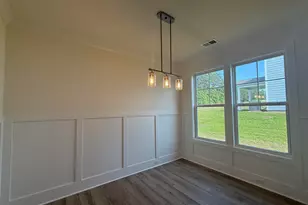 649 Honeydew Dr, West Columbia, SC 29170 - Photo 8