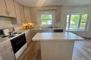 204 Haleywood Ln, West Columbia, SC 29170 - Photo 10