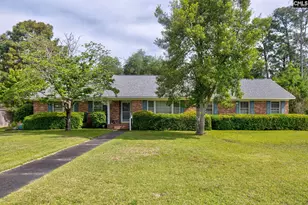 415 Cool Springs, Camden, SC 29020 - Photo 1