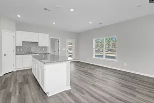 143 Middlesex Ct, Lugoff, SC 29078 - Photo 6