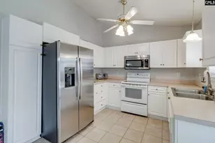 413 Autumn Run Cir, Columbia, SC 29229 - Photo 4