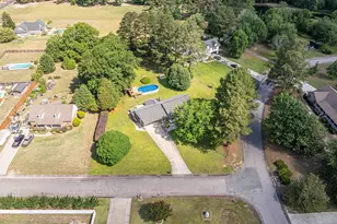 121 Ferry Dr, Lexington, SC 29072 - Photo 2