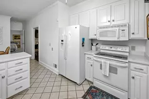 717 Poinsettia St, Columbia, SC 29205 - Photo 10